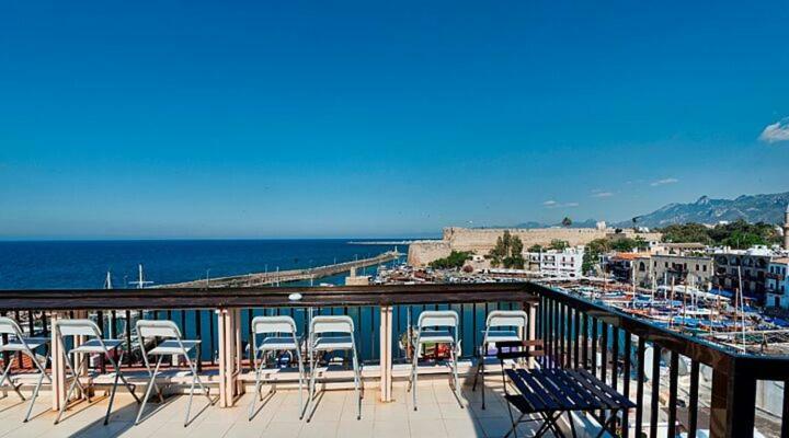 Kyrenia British Harbour Hotel Exterior photo